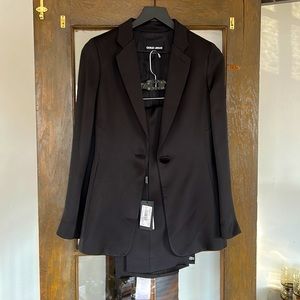 Unique Giorgio Armani Silk Pant Suit
